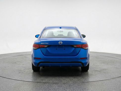 Used 2025 Nissan Sentra SV image 7