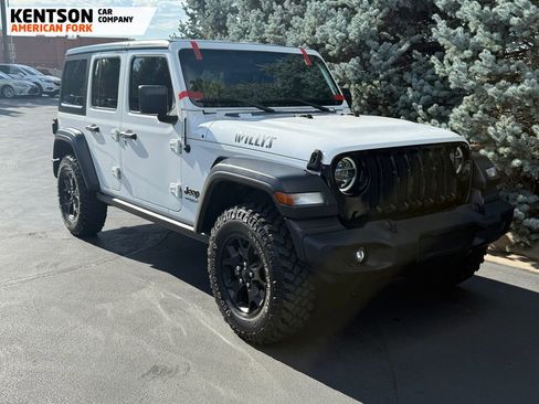 Used 2020 Jeep Wrangler Unlimited Willys image 13