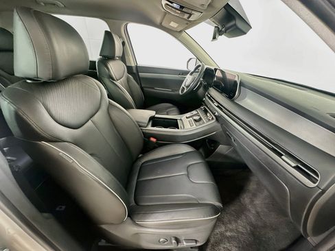 Used 2025 Hyundai Palisade SEL FWD image 34