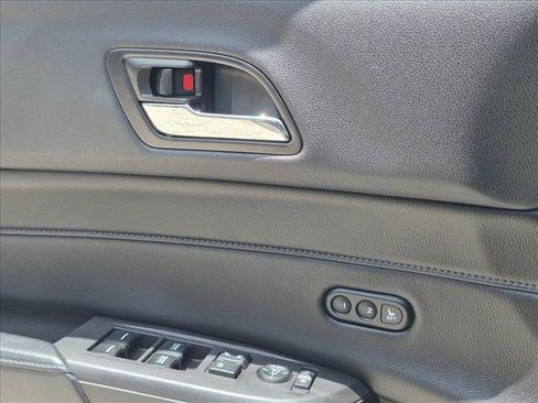 Used 2016 Acura ILX FWD image 2