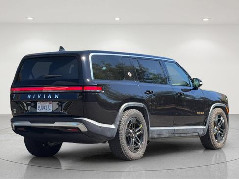 Used 2023 Rivian R1S Adventure AWD/4WD image 5