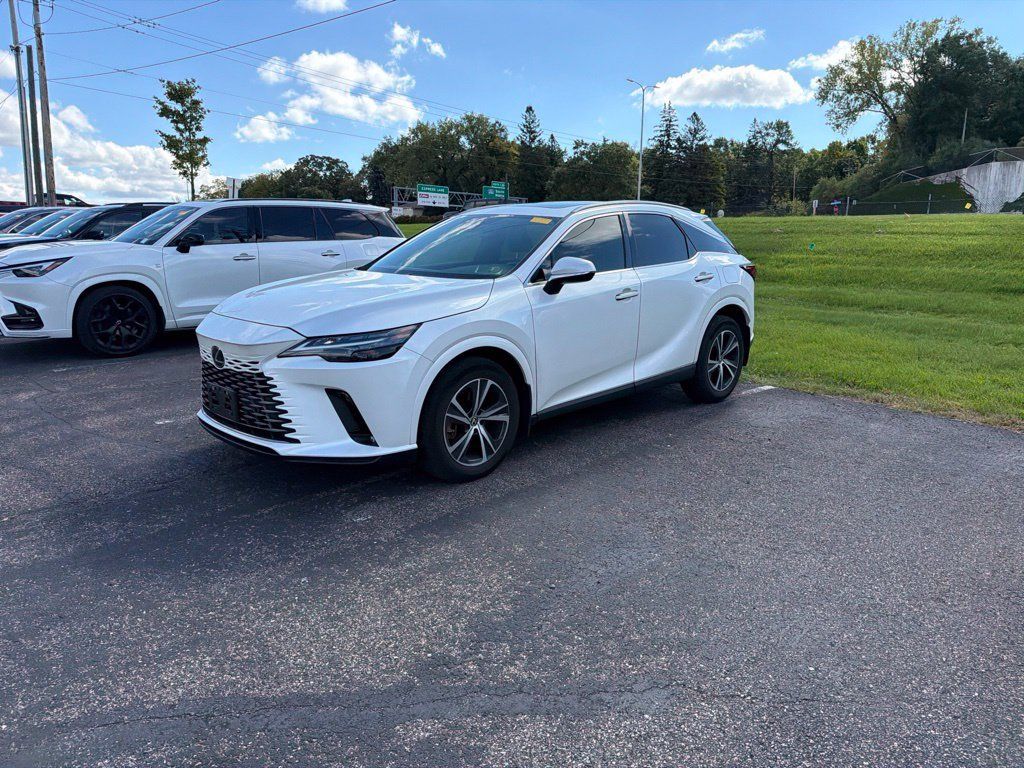Used 2023 Lexus RX 350 Premium w/ Accessory Package AWD/4WD image 4