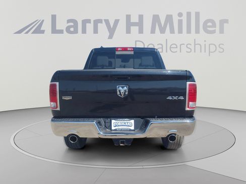 Used 2018 RAM 1500 Laramie w/ Convenience Group AWD/4WD image 4