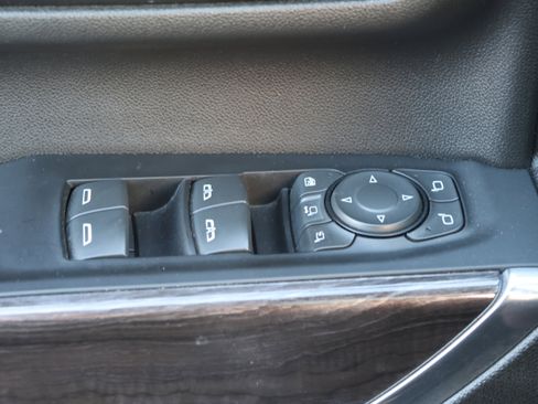 Used 2022 Chevrolet Silverado 2500 LTZ w/ LTZ Convenience Package image 14