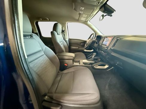Used 2023 Nissan Frontier SV w/ SV Convenience Package image 27
