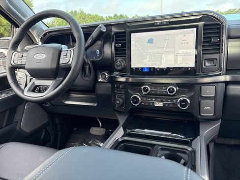 New 2026 Ford F350 Lariat w/ Lariat Ultimate Package AWD/4WD image 3