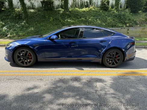 Used 2024 Tesla Model S Plaid AWD/4WD image 9