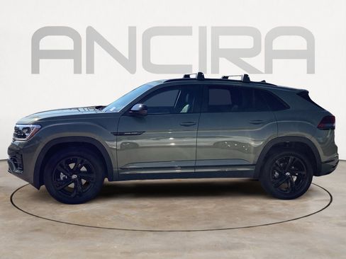 New 2026 Volkswagen Atlas Cross Sport SEL R-Line image 5