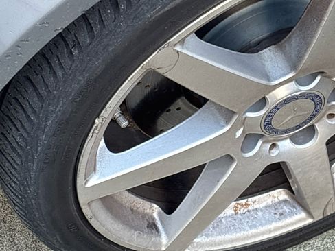 Used 2014 Mercedes-Benz C 300 Sport image 3