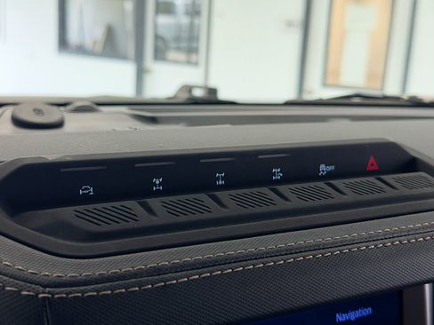 Used 2023 Ford Bronco Raptor AWD/4WD image 26