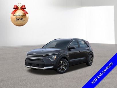 New 2025 Kia Niro EX