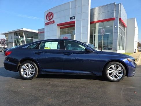 Used 2019 Honda Accord LX image 8