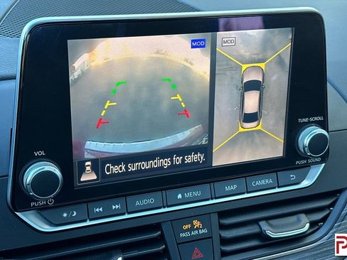 Used 2020 Nissan Altima 2.5 Platinum image 23