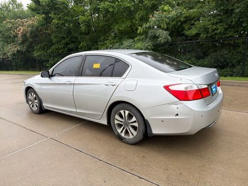 Used 2015 Honda Accord LX image 3