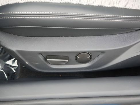 Used 2025 Ford Mustang GT Premium RWD image 15