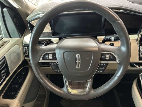 Used 2019 Lincoln Navigator L Reserve w/ Cargo Package image 11