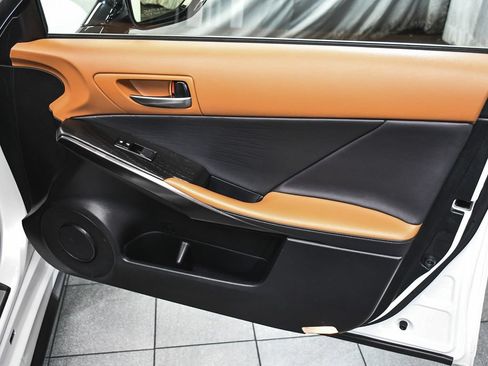 Used 2022 Lexus IS 300 AWD w/ Premium Package image 13