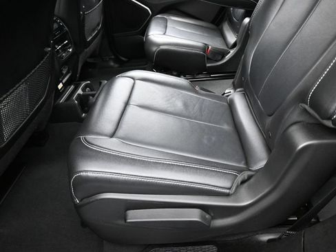 Used 2022 Jeep Grand Cherokee L Limited RWD image 34