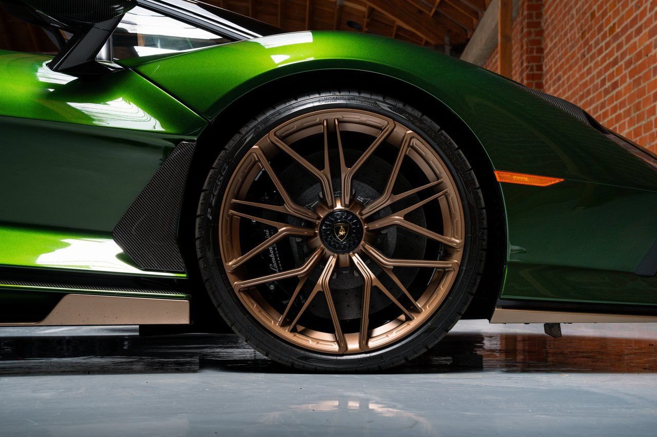 Used 2021 Lamborghini Sian Roadster AWD/4WD image 9