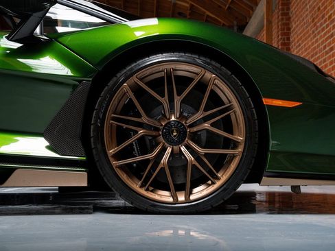 Used 2021 Lamborghini Sian Roadster AWD/4WD image 9