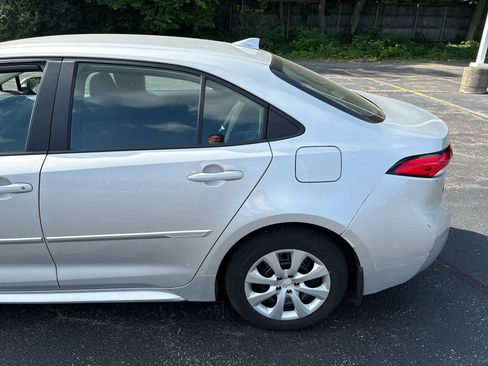 Used 2024 Toyota Corolla LE FWD image 4
