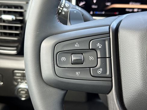 New 2026 GMC Sierra 1500 AT4X w/ LPO, Black Badging Package AWD/4WD image 9