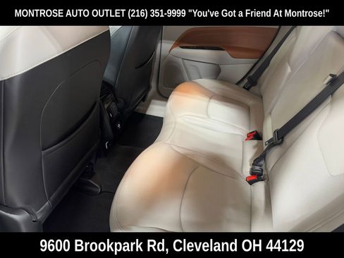 Used 2022 Jeep Compass Limited image 35