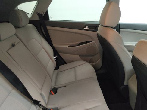 Used 2020 Hyundai Tucson Value AWD/4WD image 19