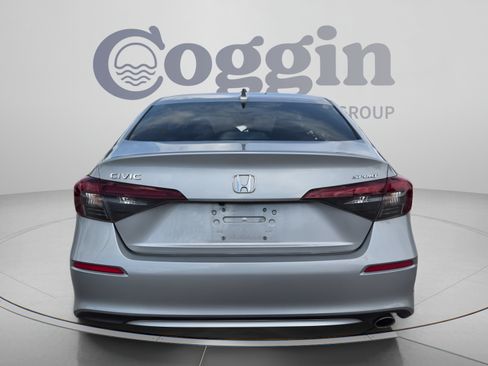 Certified 2025 Honda Civic Sport image 5