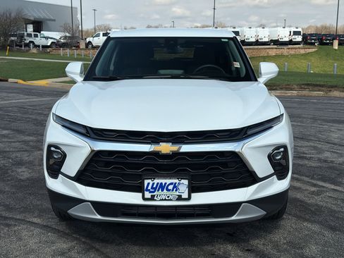 Used 2025 Chevrolet Blazer LT AWD/4WD image 7