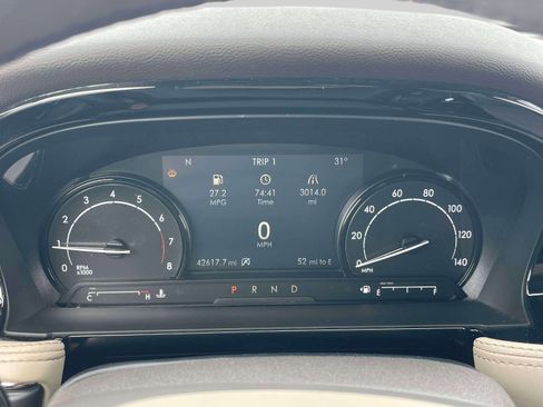 Used 2022 Lincoln Corsair AWD w/ Equipment Group 101A image 23