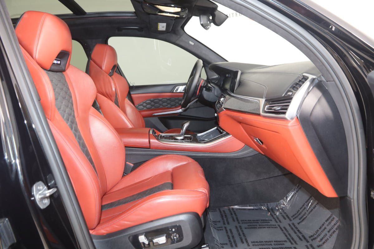 Used 2021 BMW X5 M w/ Executive Package AWD/4WD image 16