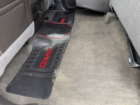 Used 2018 GMC Sierra 2500 Denali AWD/4WD image 43