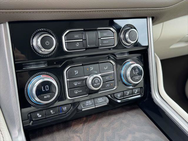 Used 2023 GMC Yukon Denali w/ LPO, Floor Liner Package AWD/4WD image 33