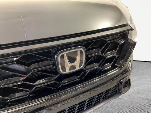 Used 2024 Honda CR-V Sport image 33