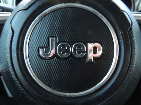 Used 2020 Jeep Wrangler Unlimited Rubicon image 28