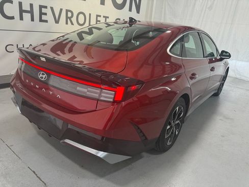 Used 2025 Hyundai Sonata SEL FWD image 21