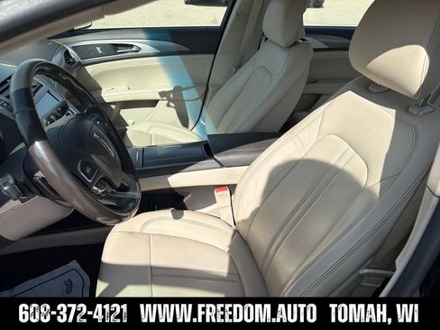 Used 2017 Lincoln MKZ Premiere AWD/4WD image 20