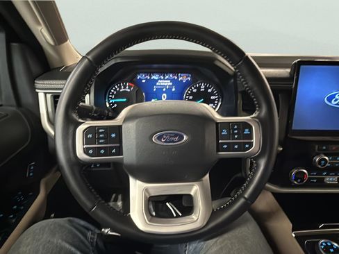 Certified 2023 Ford Expedition XLT AWD/4WD image 21