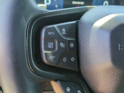 Used 2024 Ford Bronco Raptor AWD/4WD image 17