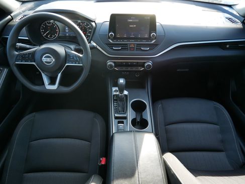 Used 2022 Nissan Altima 2.5 SV image 15