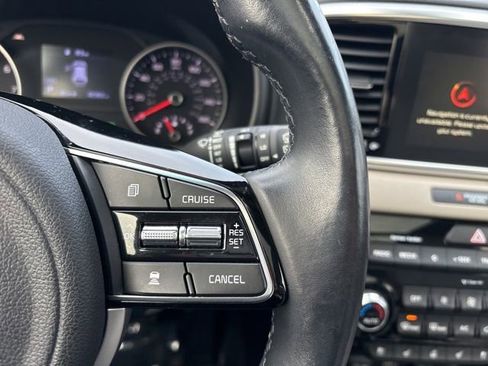 Used 2022 Kia Sportage EX w/ EX Technology Package image 15