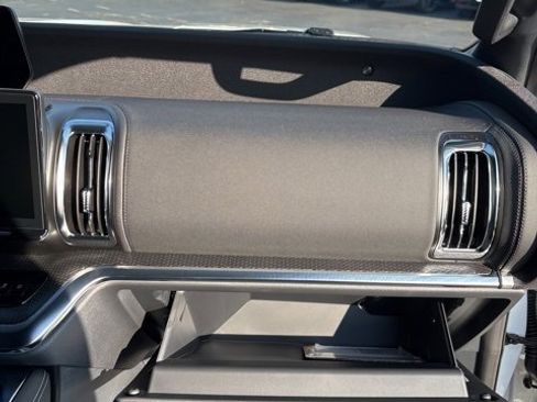 New 2025 Ford Expedition Platinum w/ Stealth Performance Package image 38