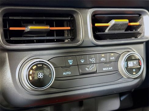 Used 2022 Ford Maverick XLT image 13