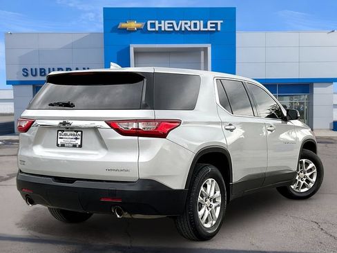Used 2020 Chevrolet Traverse LS FWD image 4