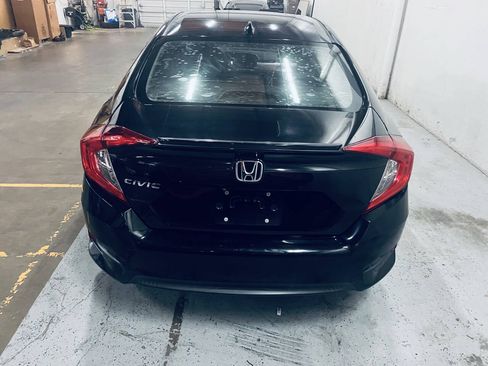 Used 2017 Honda Civic EX-L image 7