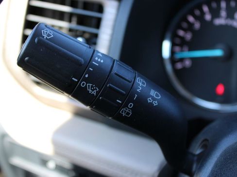 Used 2024 Ford Expedition Max Limited image 42