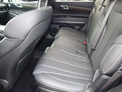 Used 2024 Genesis GV80 2.5T AWD/4WD image 18