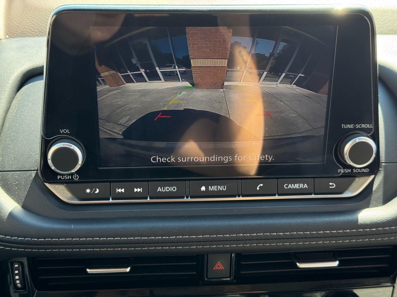 Used 2022 Nissan Rogue SV FWD image 23