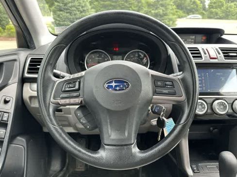 Used 2016 Subaru Forester 2.5i Premium w/ All-Weather Package AWD/4WD image 8